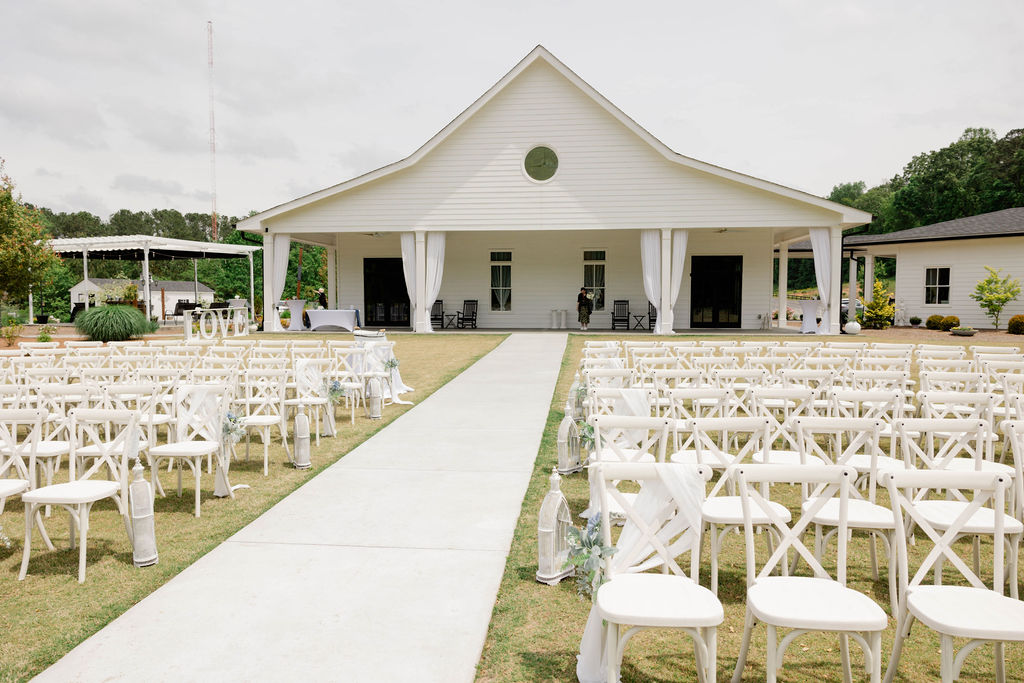 stunning Georgia wedding venue sits ready for the big day!