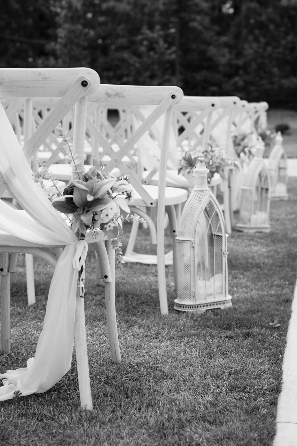 stunning Georgia wedding venue sits ready for the ceremony