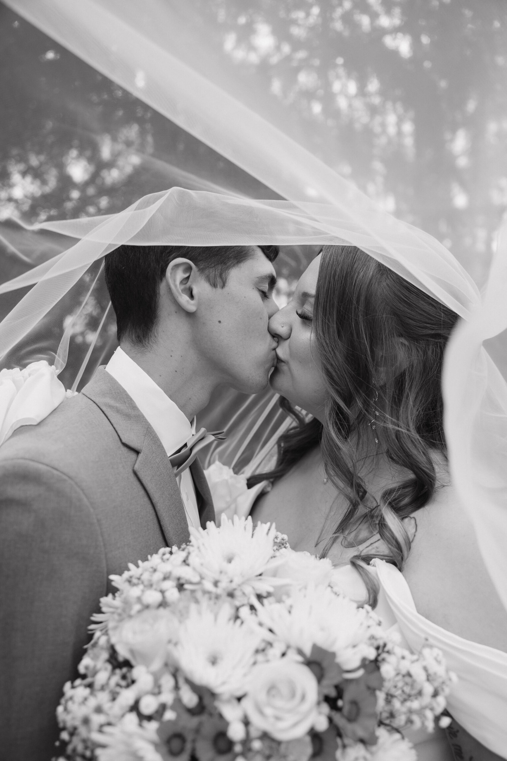 candid photos of the bride and groom on their stunning Georgia wedding day