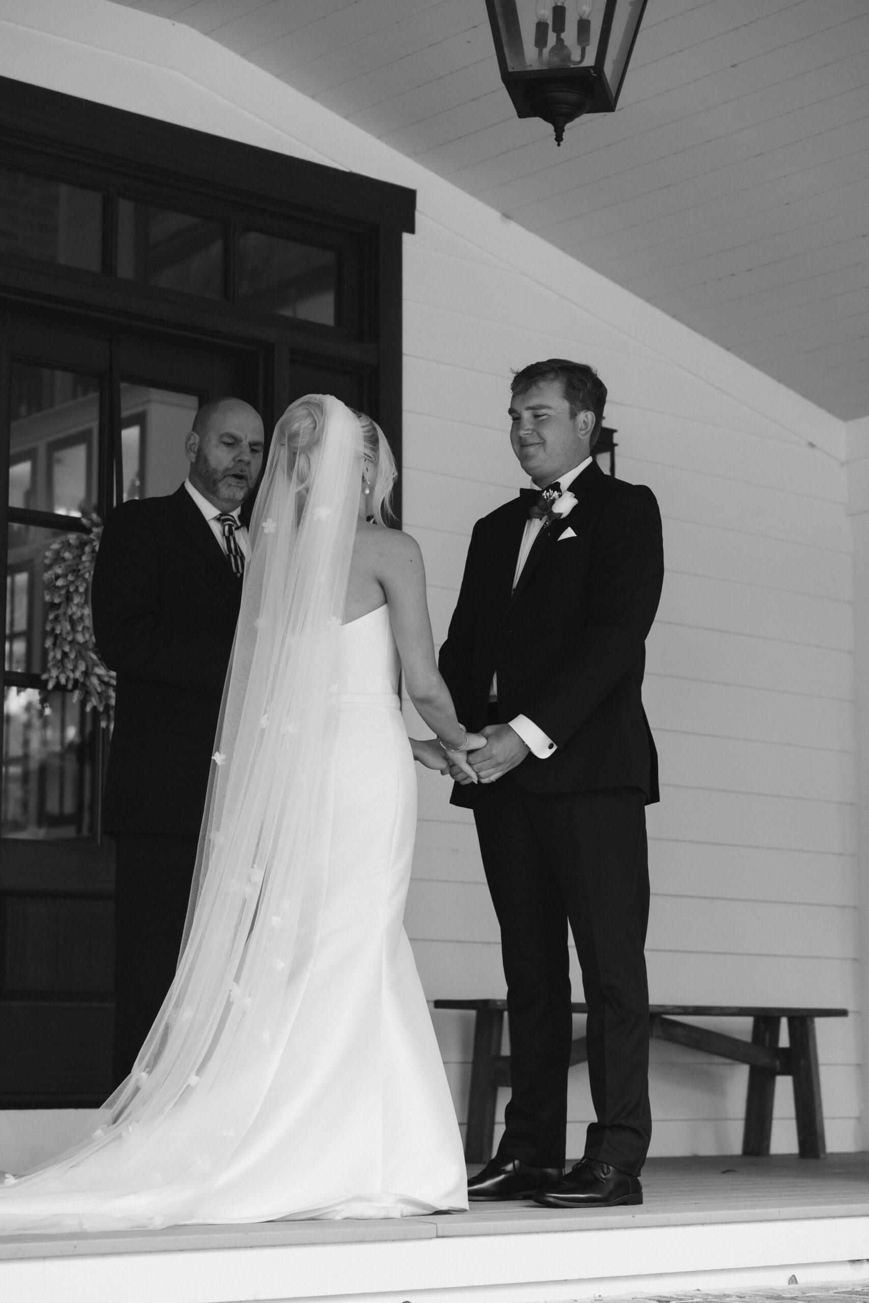 beautiful documentary style wedding photography from a Tybee Island wedding ceremony day