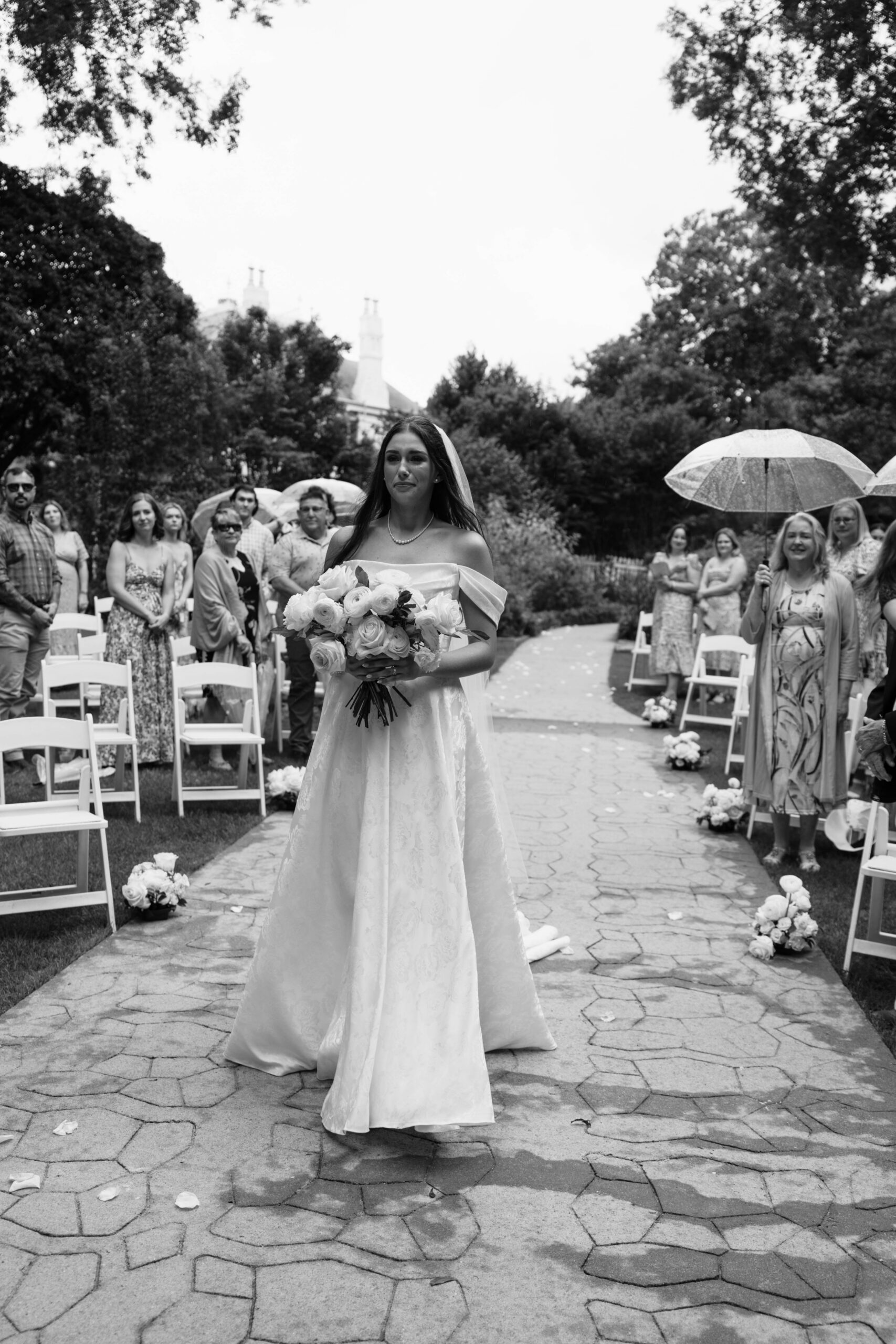 candid style wedding photos from a beautiful wedding in Georgia